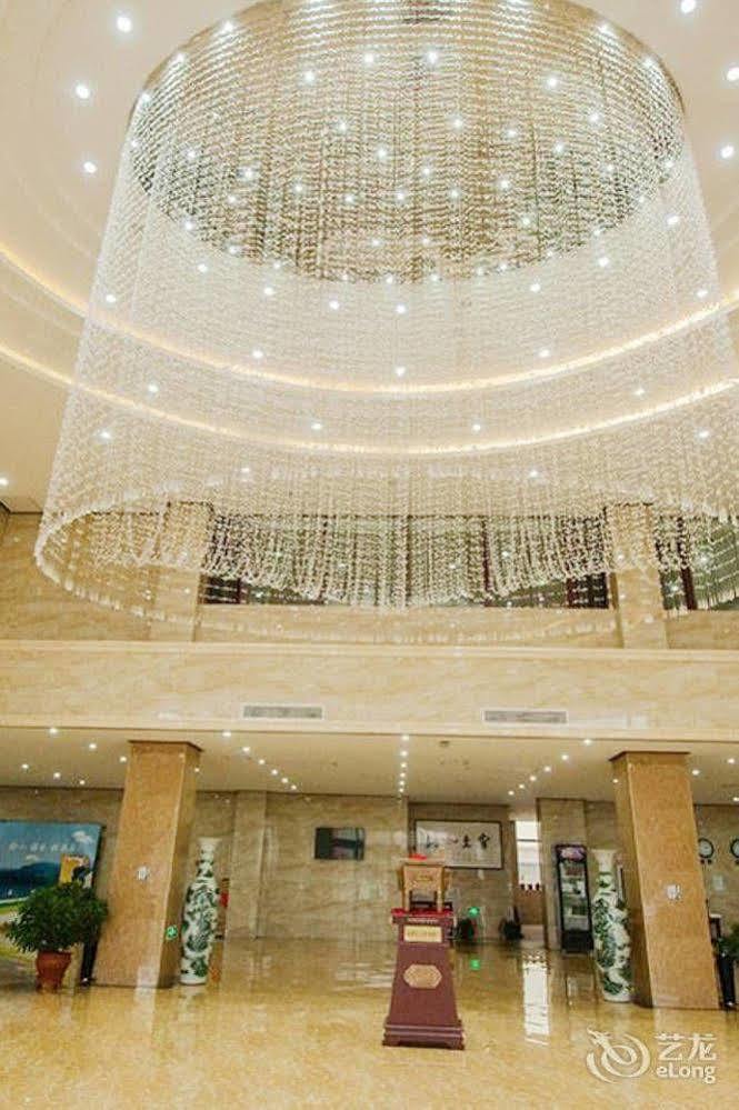 Splendid Oriental Business Hotel Tianjin Eksteriør billede