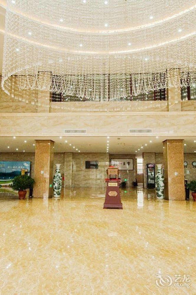 Splendid Oriental Business Hotel Tianjin Eksteriør billede